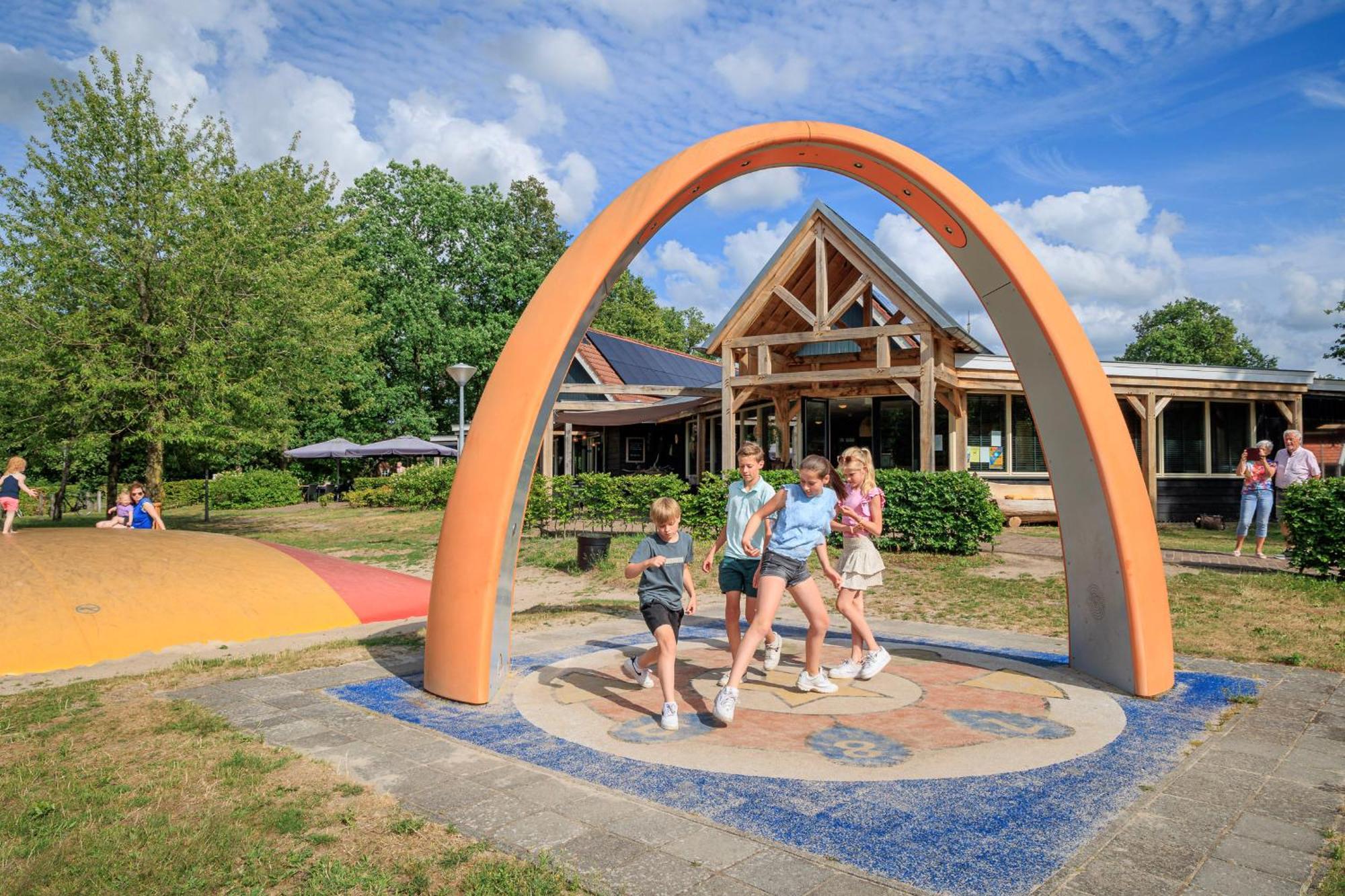 מלון Tubbergen Recreatiepark Kaps מראה חיצוני תמונה